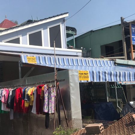 Mái hiên di động, mái hiên quay tay