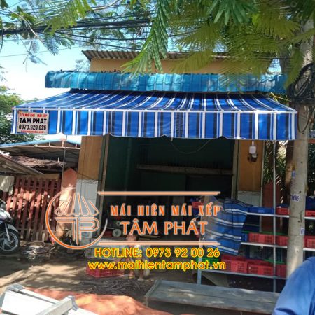 Mái hiên di động, mái bạt che quay tay