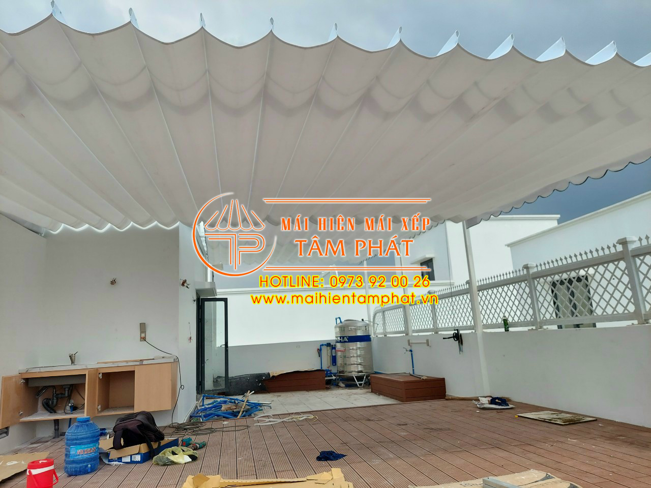 Thi Công Mái Che Bạt Giá Rẻ Các Loại 5 Thi công mái bạt xếp di động che sân thượng