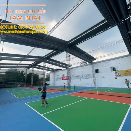 Thi công mái che sân Pickleball tại Dĩ An Bình Dương