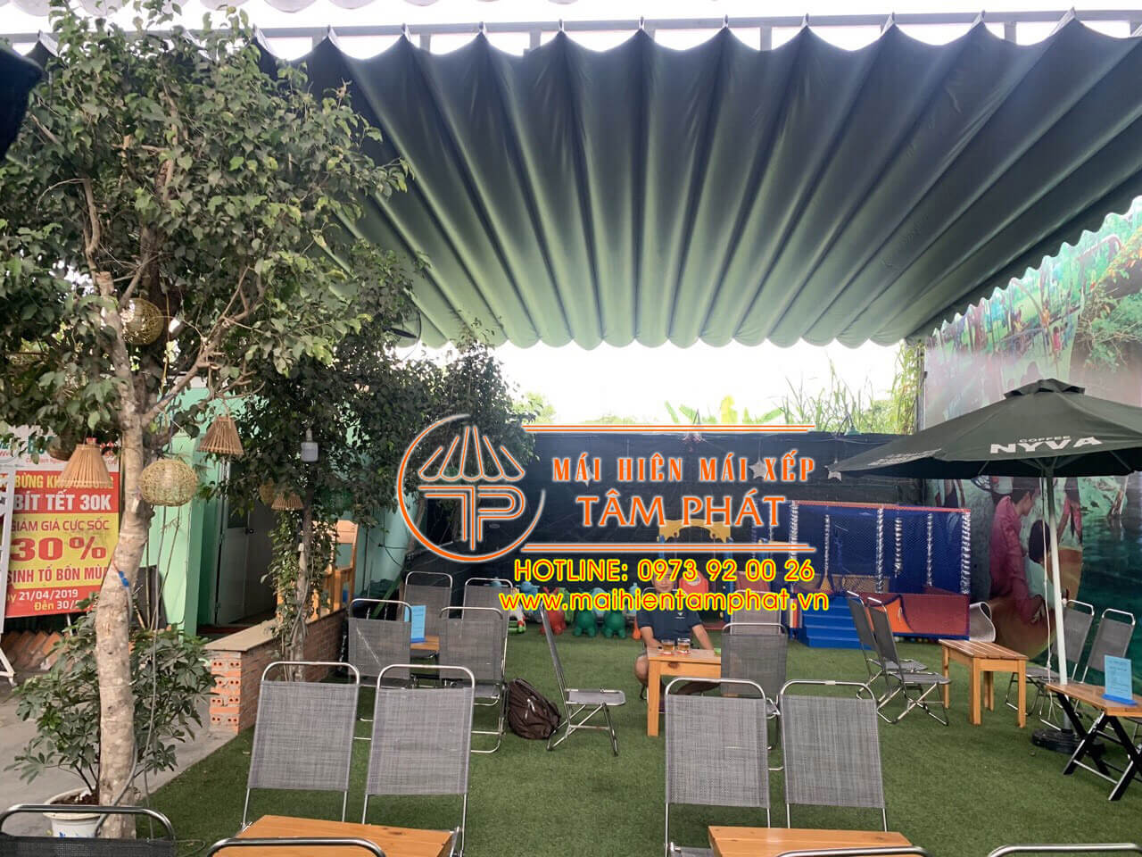 Lắp đặt mái che quán cafe Thủ Đức bền đẹp, giá rẻ 3 Làm Mái che quán cafe bằng bạt tại Thủ Đức