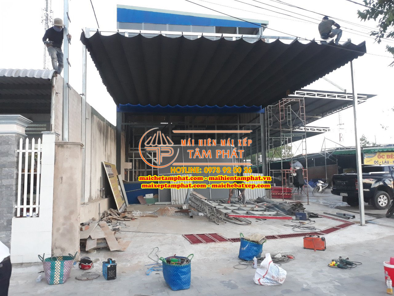 Mái xếp Biên Hòa: mái bạt kéo giá rẻ, mái hiên Tâm Phát , 0973920026 5 Lắp đặt mái xếp, mái che bạt kéo giá rẻ tại Biên Hòa, Đồng Nai