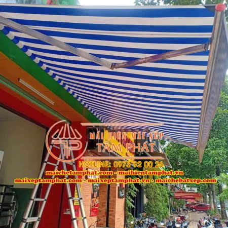 Mái hiên di động quay tay giá rẻ